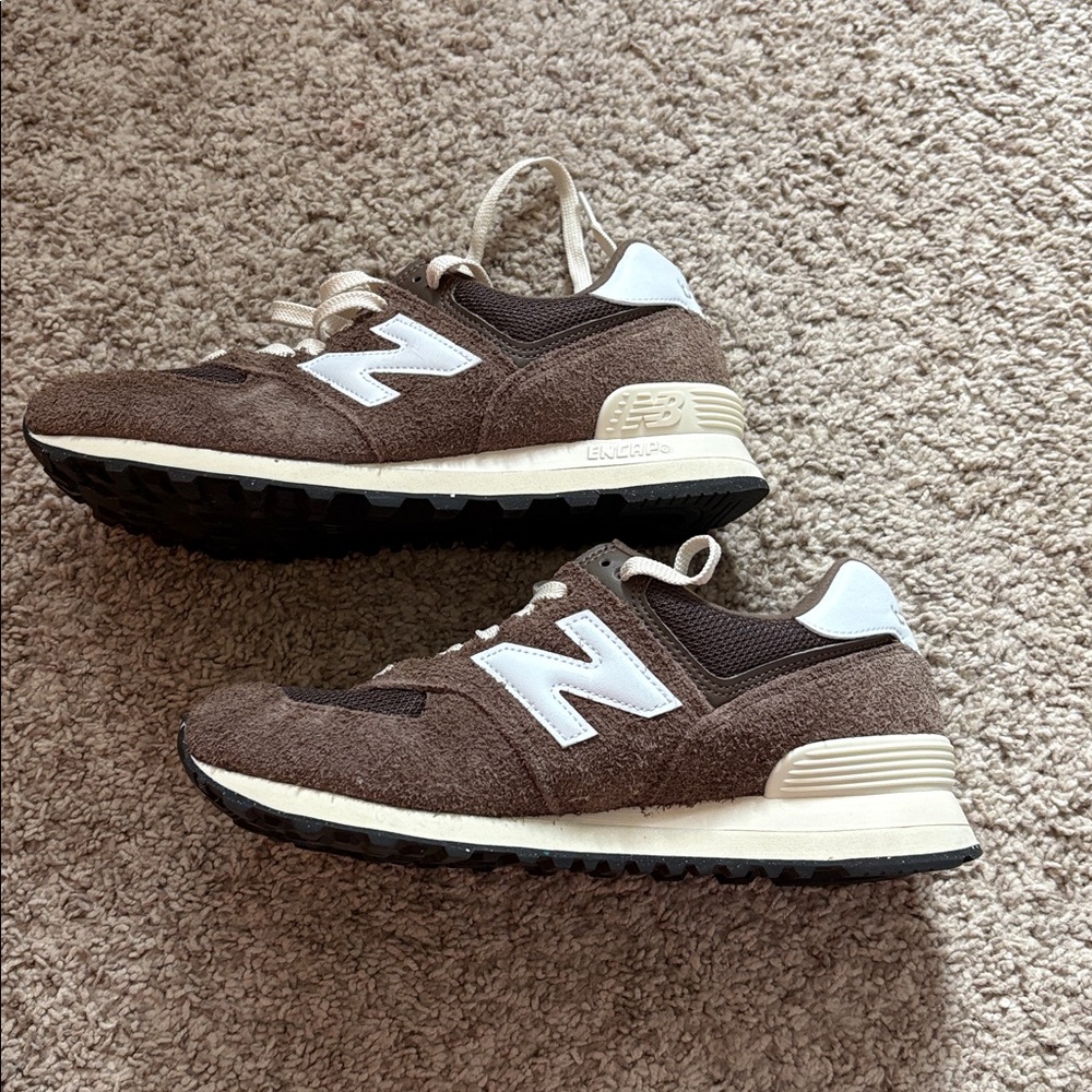 New Balance 547 Athletic Shoe - Picture 8 of 8